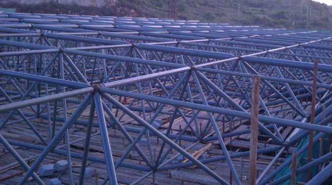 高碑店概述网架加工中对钢材的质量的过细恳求
